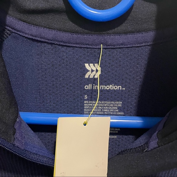 Men’s Blue Activewear Half Zip SZ S NWT - Picture 9 of 11